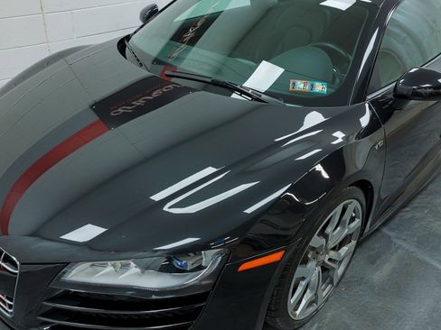 Used 2011 Audi R8 V10 image 9