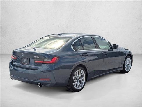 Used 2026 BMW 330i Sedan w/ Premium Package RWD image 2