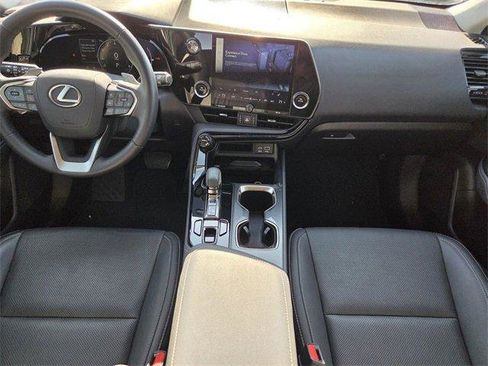 Used 2024 Lexus NX 250 FWD w/ Premium Package image 12