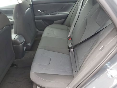 New 2026 Hyundai Elantra SEL Sport FWD image 11
