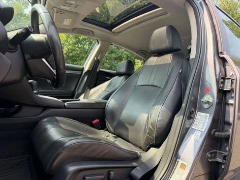 Used 2016 Honda Civic EX-L image 10