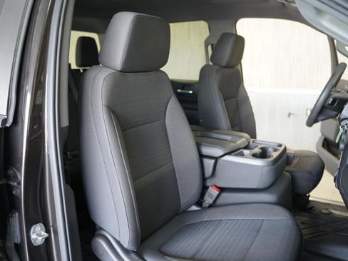 Used 2020 Chevrolet Silverado 1500 LT w/ LT Value Package image 28