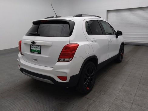 Used 2020 Chevrolet Trax LT w/ Redline Edition FWD image 9