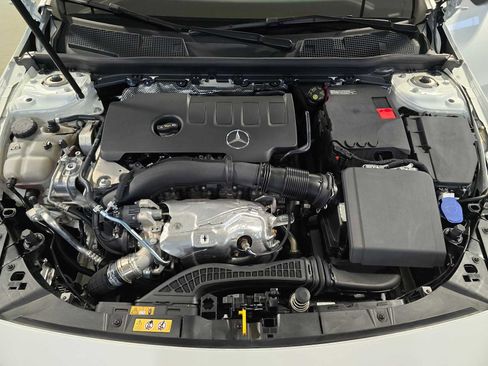 Used 2022 Mercedes-Benz A 220 4MATIC image 9