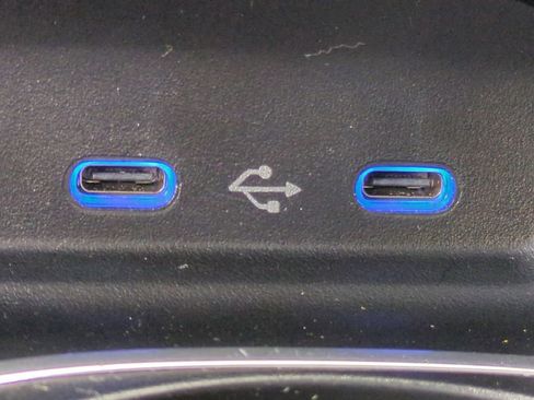 Used 2023 Mercedes-Benz S 580 4MATIC Sedan w/ AMG Line image 22