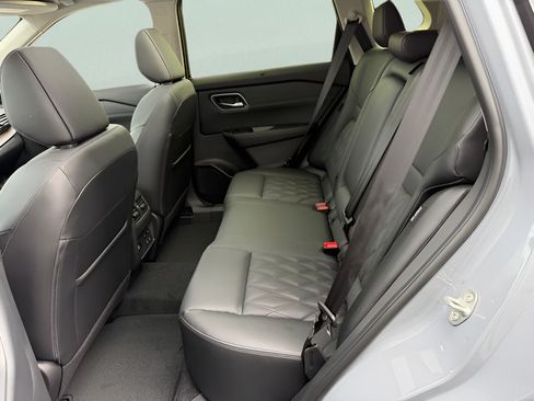 New 2026 Nissan Rogue Platinum w/ Platinum Premium Package AWD/4WD image 32