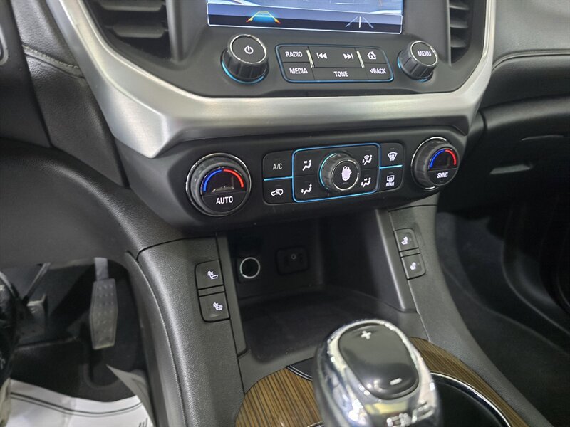 Used 2018 GMC Acadia SLE w/ Driver Alert Package I AWD/4WD image 28