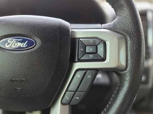 Used 2016 Ford F150 Lariat w/ Equipment Group 501A Mid image 17