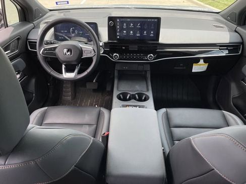 Used 2025 Honda Prologue Touring image 11