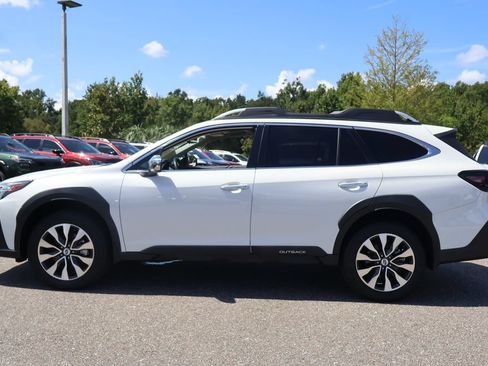Used 2025 Subaru Outback Touring XT w/ Popular Package #2 AWD/4WD image 8