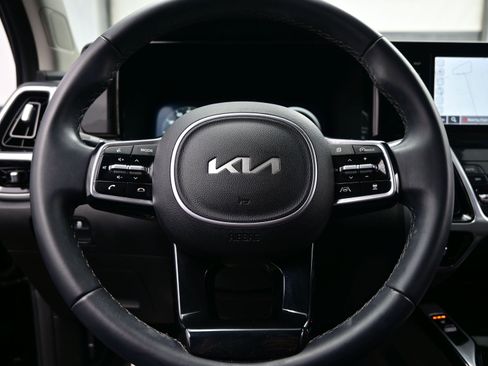 Used 2023 Kia Sorento SX image 27