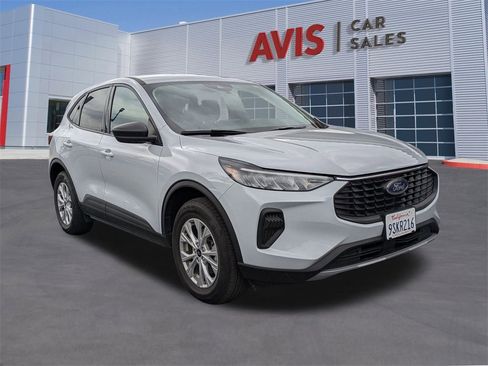 Used 2025 Ford Escape Active image 3