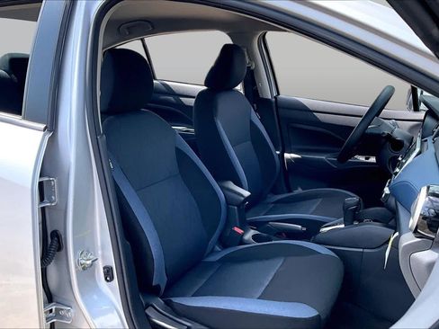 Certified 2025 Nissan Versa SV w/ Trunk Package FWD image 9
