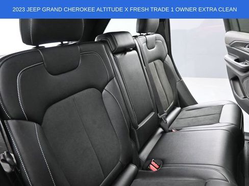 Used 2023 Jeep Grand Cherokee Altitude image 20