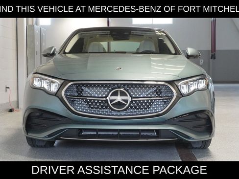 New 2026 Mercedes-Benz E 350 4MATIC Sedan image 2