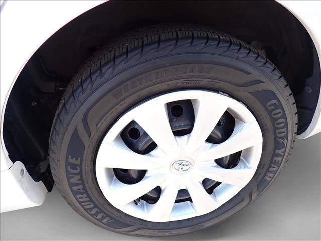 Used 2010 Toyota Corolla LE w/ All Weather Guard Pkg FWD image 6
