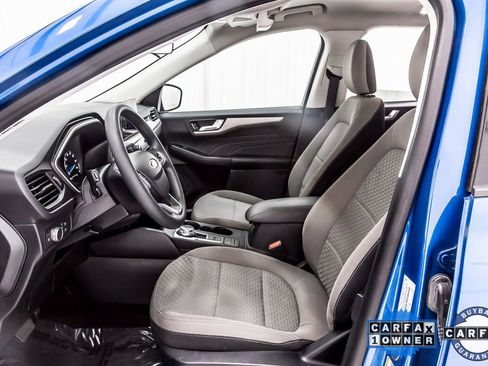 Used 2021 Ford Escape SE image 25