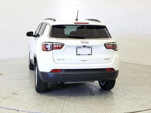 Used 2024 Jeep Compass Latitude AWD/4WD image 6
