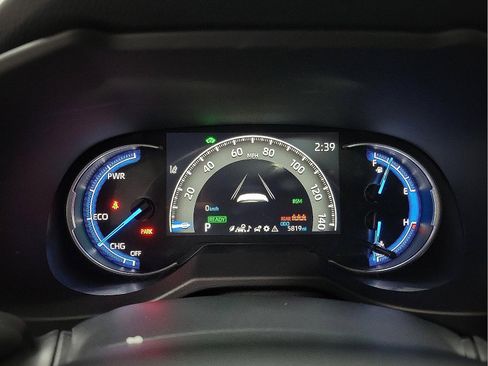 Certified 2025 Toyota RAV4 XLE w/ Convenience Package image 16