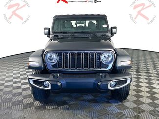 New 2026 Jeep Gladiator Sport video 2