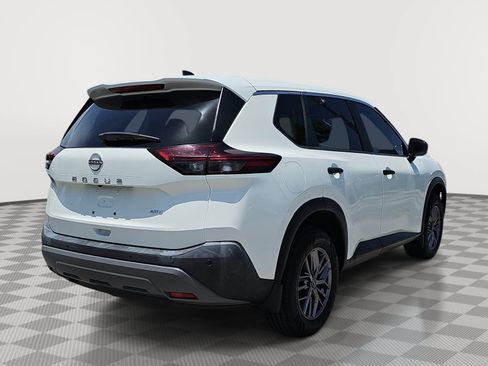 Used 2023 Nissan Rogue S AWD/4WD image 8