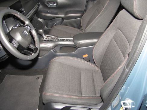 Certified 2024 Honda HR-V Sport image 8