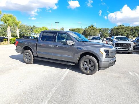 New 2025 Ford F150 Lightning Flash image 33