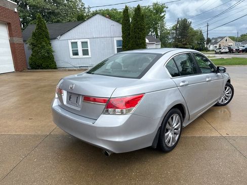 Used 2011 Honda Accord EX image 6