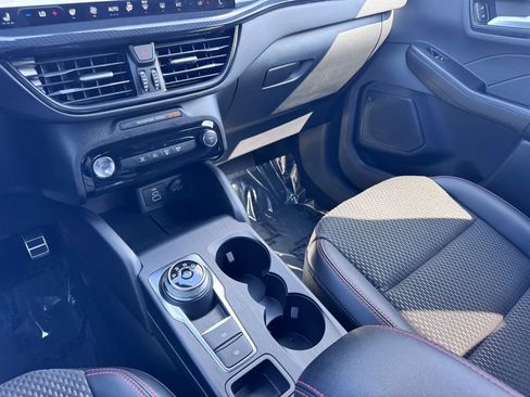 Used 2024 Ford Escape ST-Line w/ Tech Pack #1 image 31