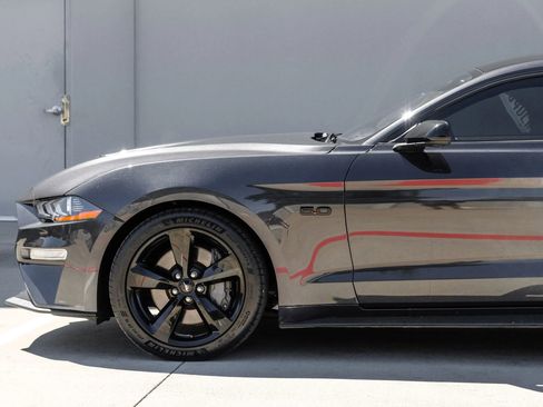 Used 2022 Ford Mustang GT Premium w/ Black Accent Package RWD image 11