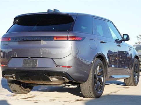 Used 2024 Land Rover Range Rover Sport Dynamic SE image 9