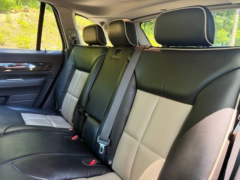 Used 2009 Lincoln MKX AWD image 16