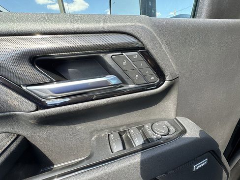 New 2026 GMC Sierra 2500 AT4 image 12