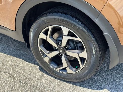 Certified 2021 Kia Sportage LX AWD/4WD image 6