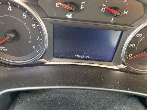 Used 2024 Chevrolet Equinox LT AWD/4WD image 8