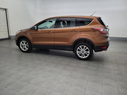 Used 2017 Ford Escape SE w/ SE Cold Weather Package image 3