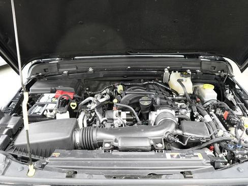 Used 2022 Jeep Wrangler Unlimited Sport AWD/4WD image 26