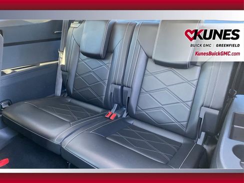 Used 2024 Volkswagen Atlas SE image 42