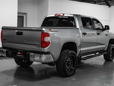 Used 2019 Toyota Tundra SR5 w/ SR5 Upgrade Package AWD/4WD image 7