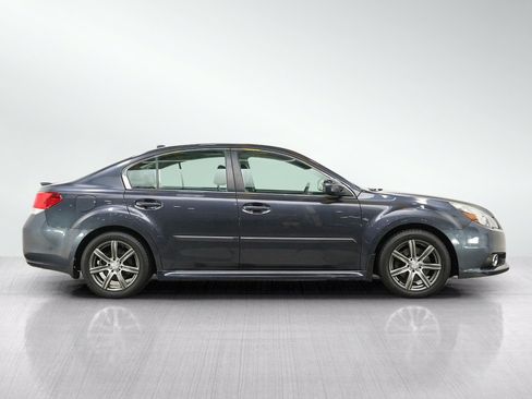 Used 2013 Subaru Legacy 3.6R Limited AWD/4WD image 6