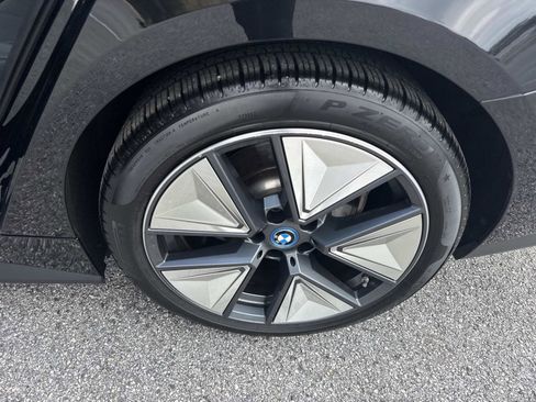 Certified 2023 BMW i4 eDrive35 w/ Premium Package image 11