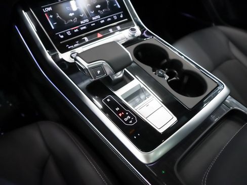 New 2026 Audi Q8 Premium Plus image 22