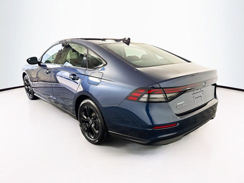 Used 2025 Honda Accord SE image 5
