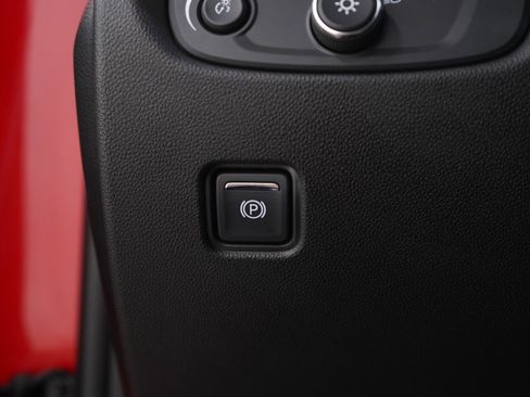 Used 2019 Chevrolet Blazer RS image 28