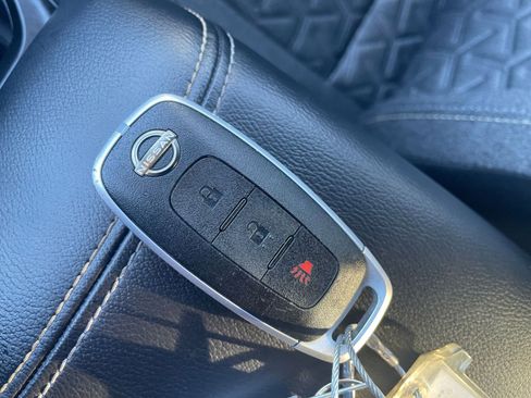 Used 2025 Nissan Kicks SV image 21