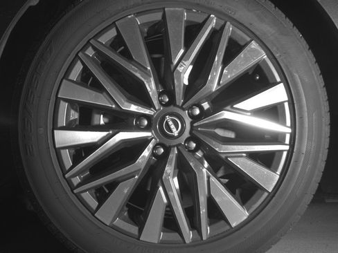 Used 2025 Nissan Altima 2.5 SV image 12