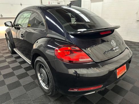 Used 2018 Volkswagen Beetle 2.0T Coast FWD image 8