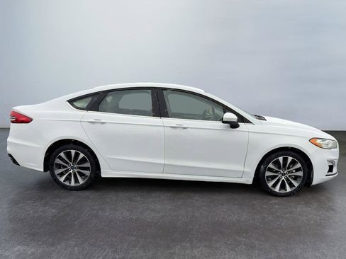 Used 2019 Ford Fusion SE AWD/4WD image 6