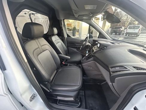 Used 2023 Ford Transit Connect XL image 18