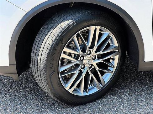 Used 2023 Acura MDX SH-AWD w/ Advance Package image 60